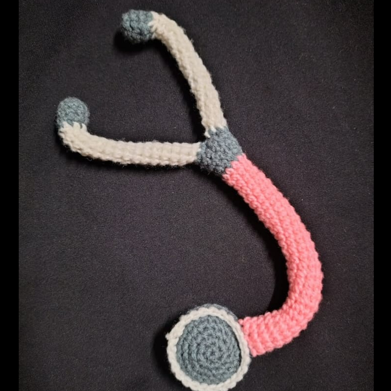 Crochet mini stethoscope